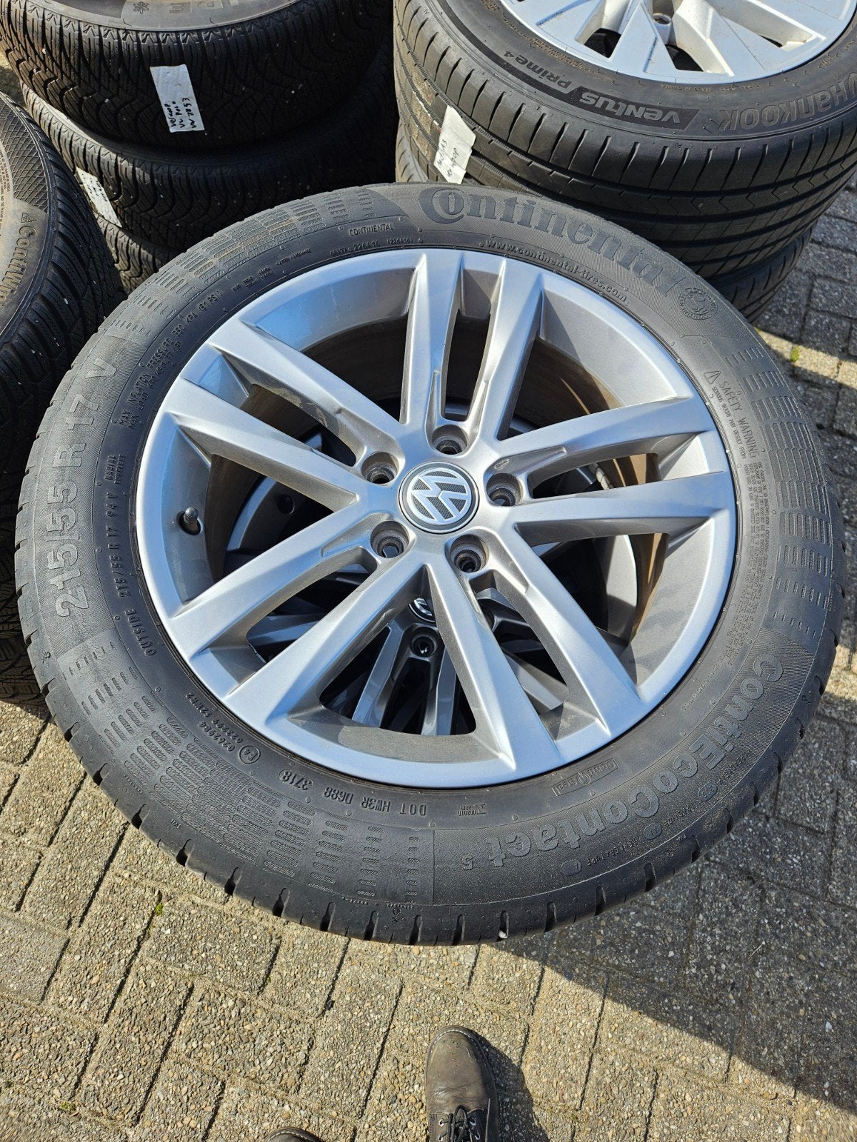 Originele VW Passat R-Line Salvador velgen met zomerbanden, Verkoop@autobedrijf-heinkenszand.nl, Banden en Velgen, Ophalen of Verzenden
