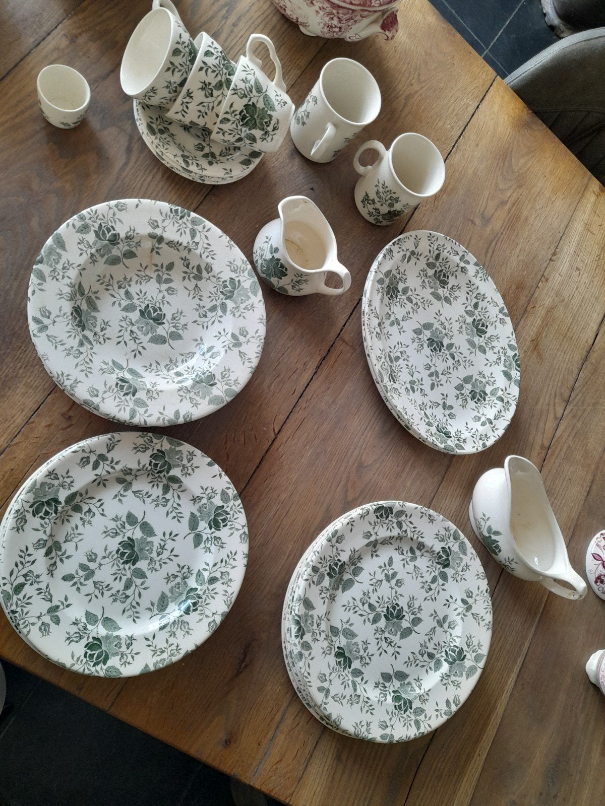 Vintage Servies Set met Groen Bloemenpatroon, Ophalen