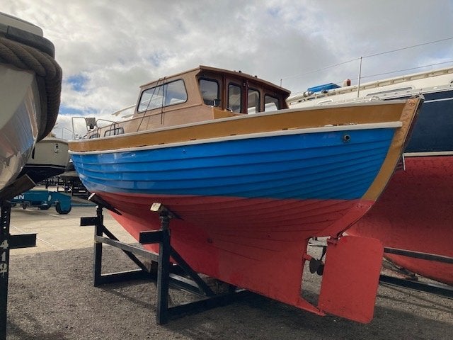 Mooie kajuitmotorboot € 12.200, Ophalen, Gebruikt, Polyester, Binnenboordmotor