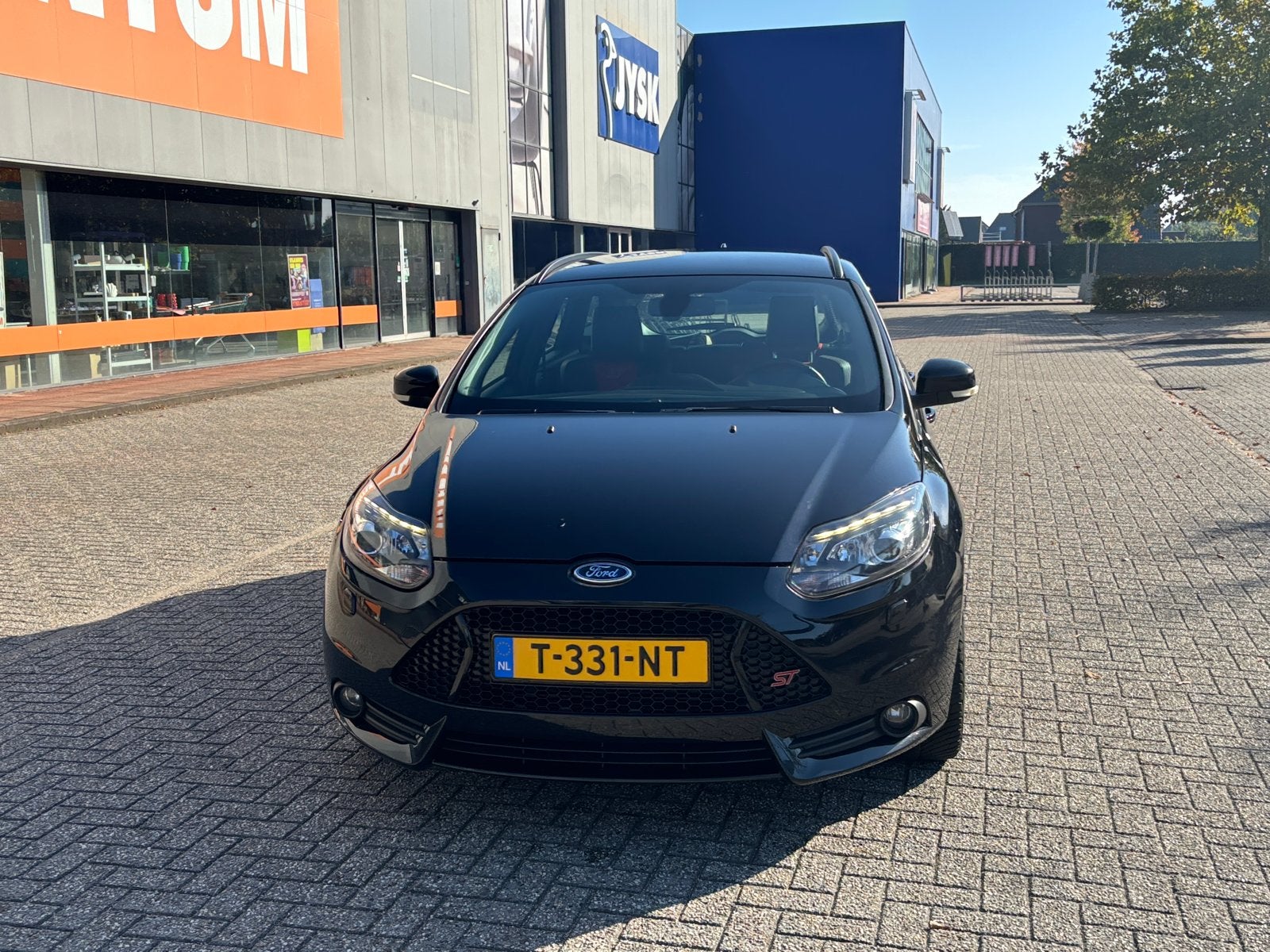 Foto 11 van Ford Focus 2.0 ST 184KW Wagon 2014 Zwart