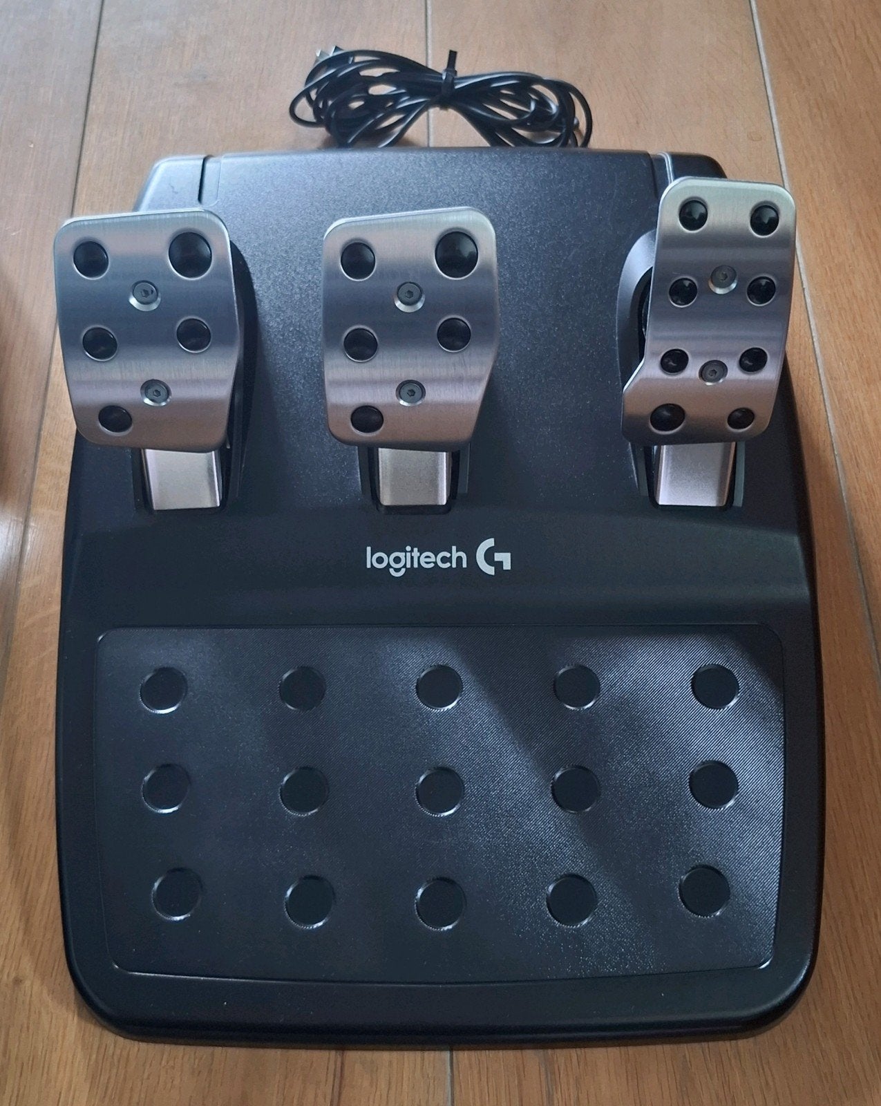 Logitech G29 Driving Force Racing Wheel + Pedalen + Shifter, Spelcomputers en Games, Ophalen, PlayStation 4, Zo goed als nieuw