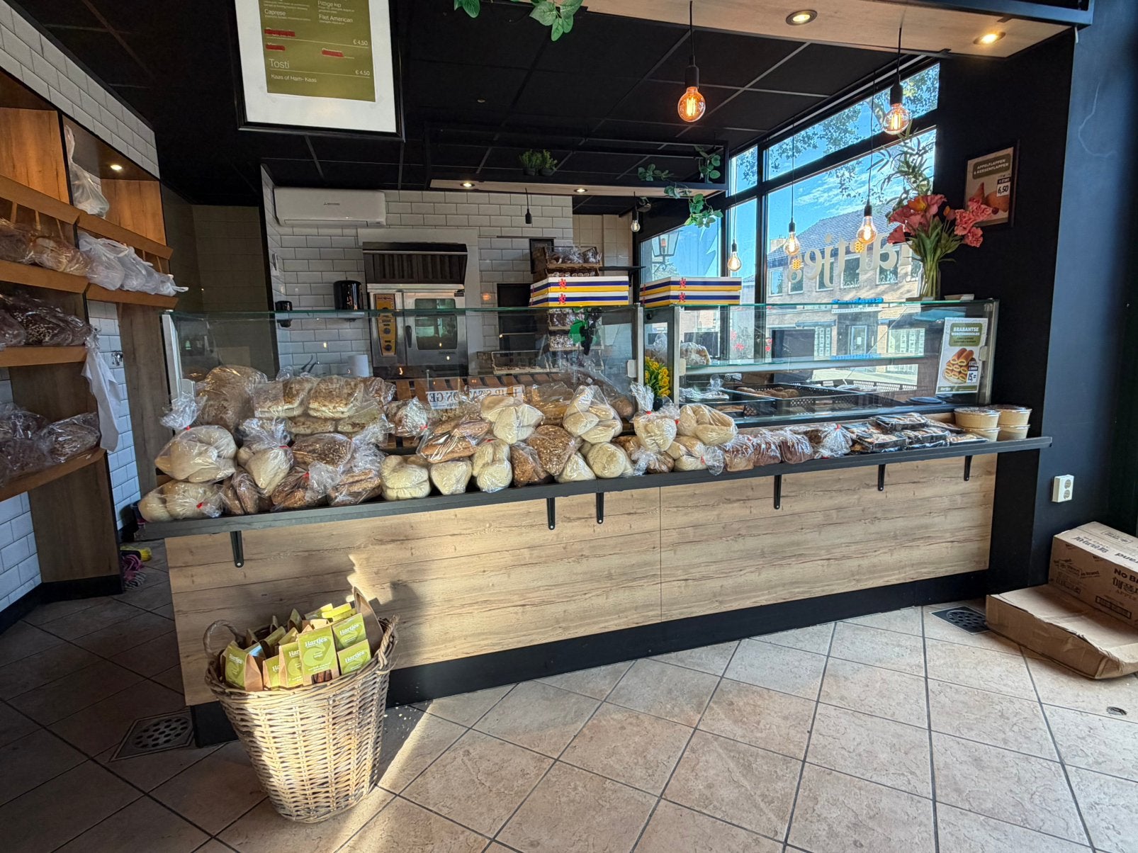 Mooie winkeltoonbank + koeltoonbank | Bakkerij/Horeca, Ophalen, Gebruikt, 25 tot 50 cm, 200 cm of meer