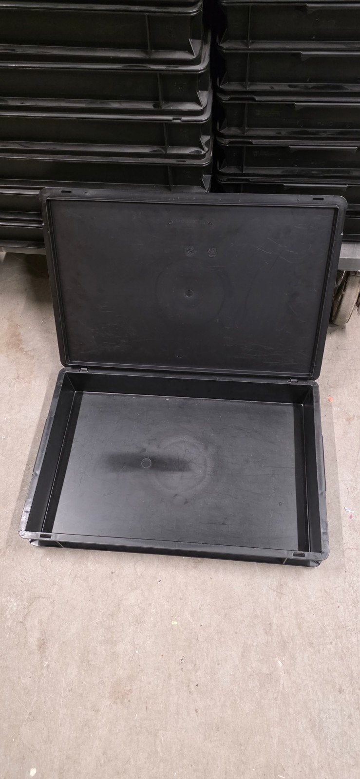 RAKO Kunststof Kisten - 600x400x90 mm - Zwart - 69 stuks, Gebruikt, 40 tot 60 cm, 50 tot 75 cm, Ophalen of Verzenden