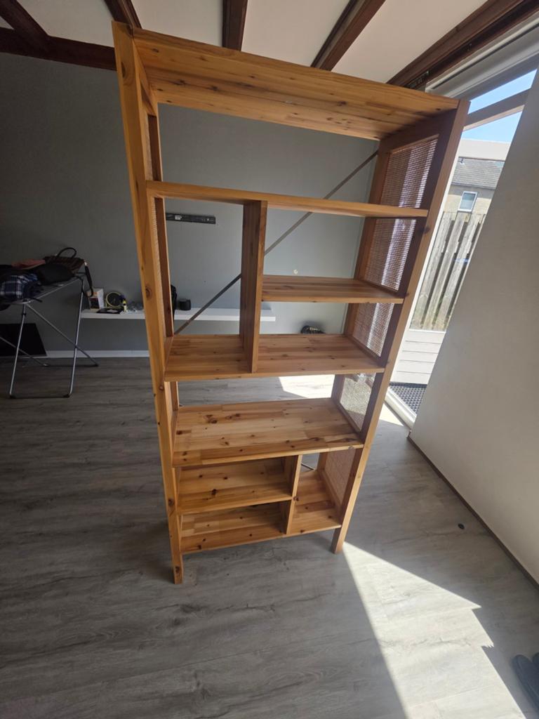 Mooie houten kast met rotan details, Ophalen