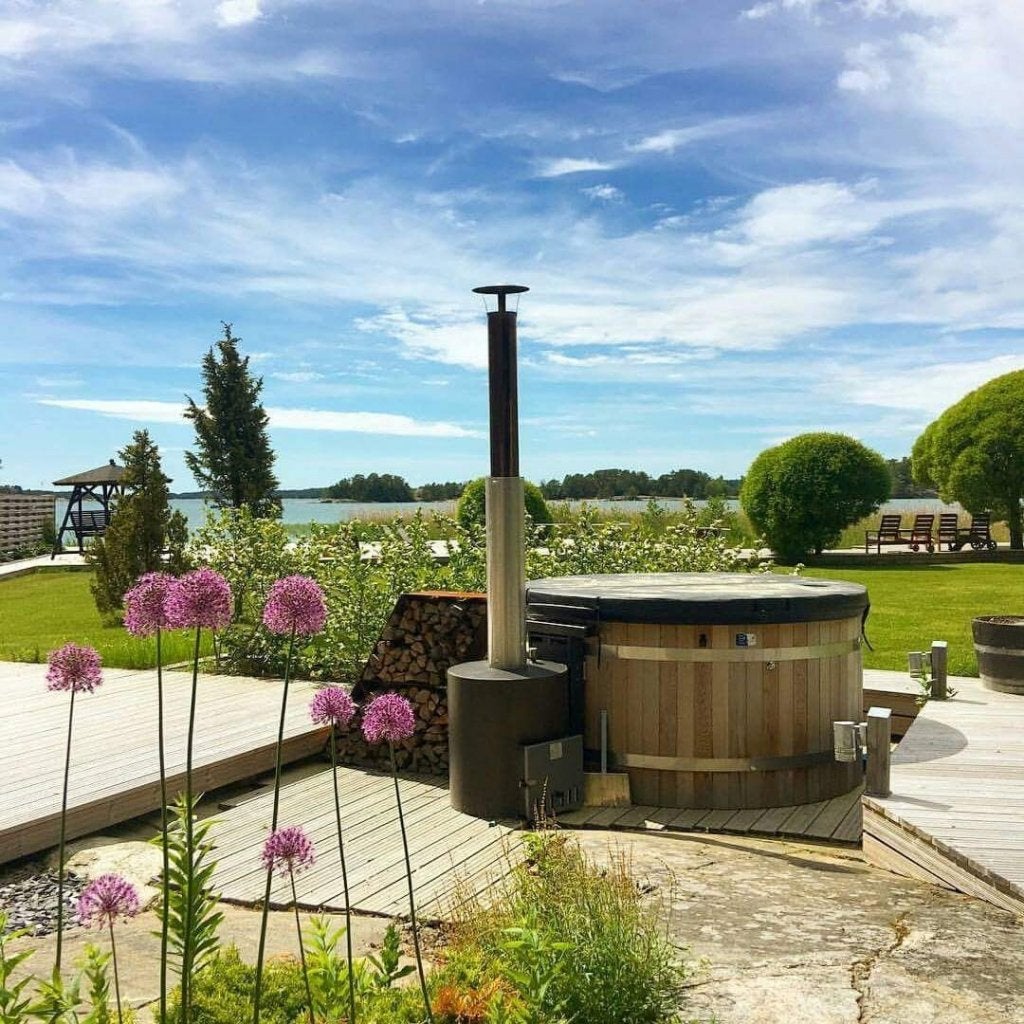 Hottub direct leverbaar bij Bastu Sauna's & Hottubs, Niet ingevuld, Niet ingevuld, Niet ingevuld