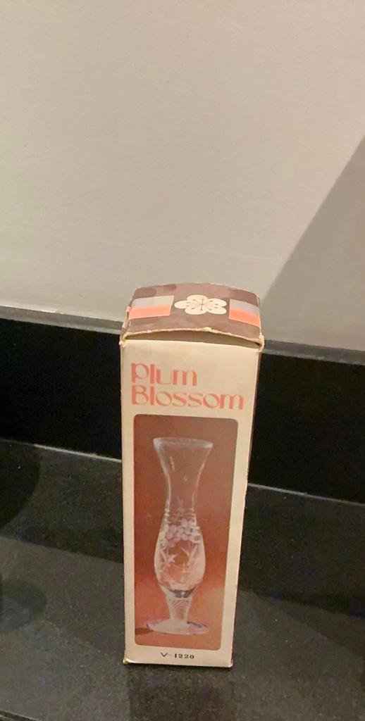 Vintage Plum Blossom Etched Glass Bud Vase in Original Box, Ophalen of Verzenden