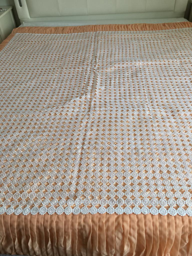 Prachtig sprei met kussenslopen - zalm/Wit, Huis en Inrichting, Overige kleuren, Overige typen, Ophalen of Verzenden, Nieuw