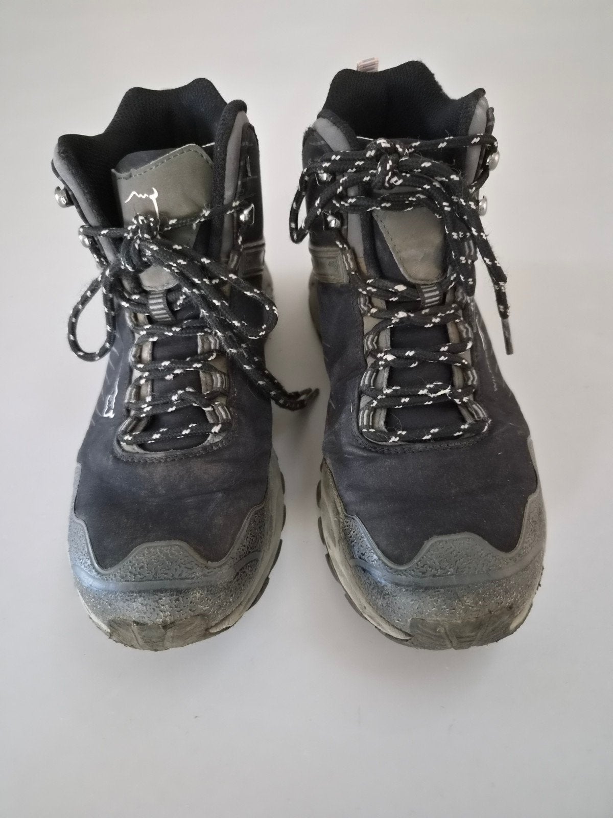 Wildebeast Wandelschoenen Maat 39 Grijs/Roze, Ophalen of Verzenden, Gebruikt, Schoenen