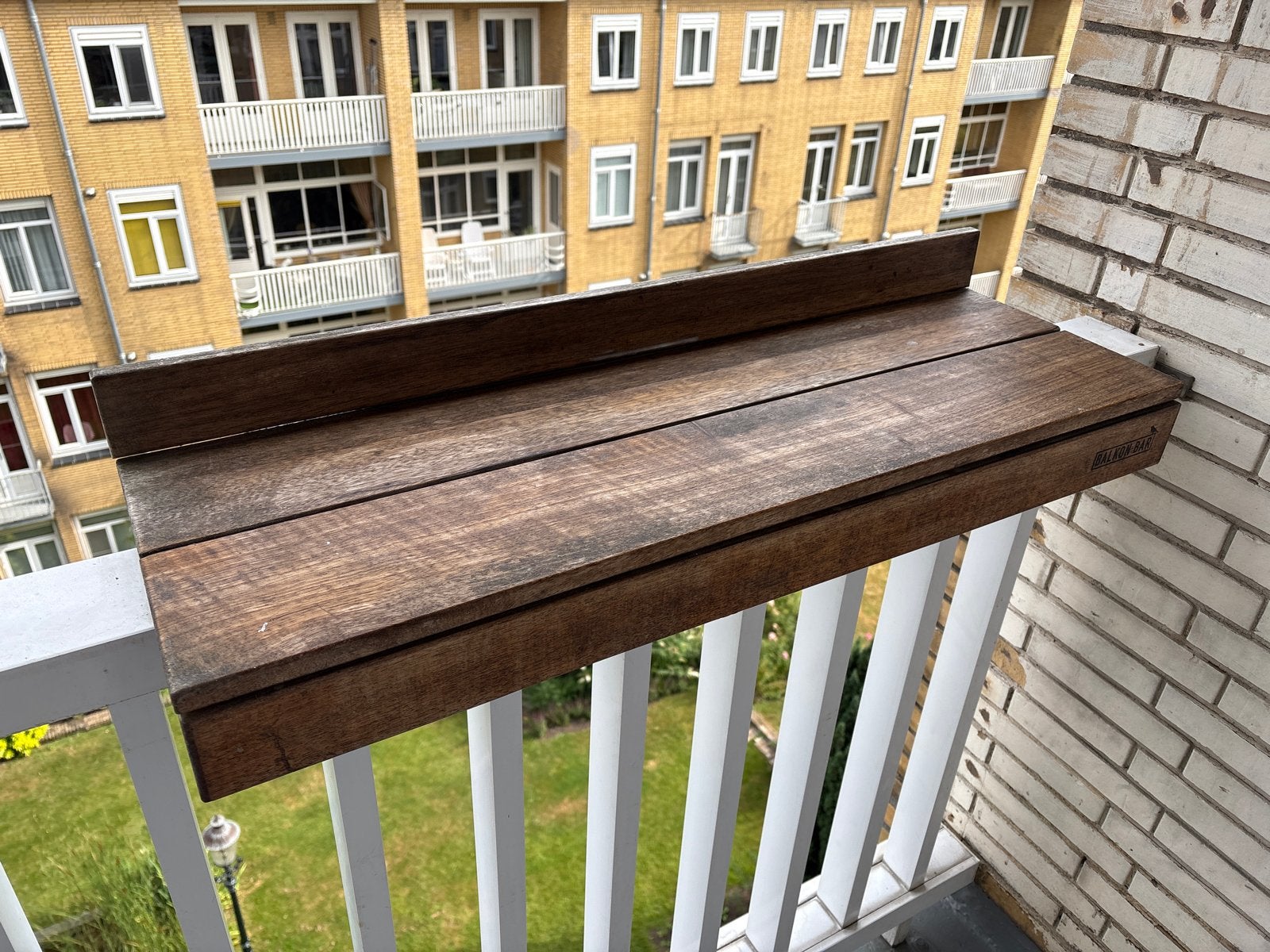 Houten balkonbar / bijzettafel voor balkon, Ophalen, Zo goed als nieuw, Rechthoekig, Hout
