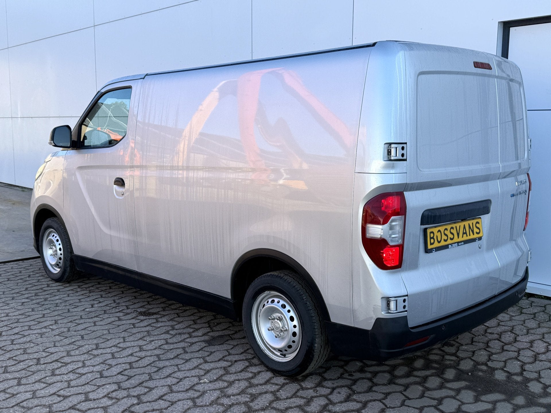 Maxus EDELIVER 3 50kWh 122PK Elektrisch! L1 227km WLTP Cruis, Auto's, Zwart, Maxus, 122 pk, 2 stoelen