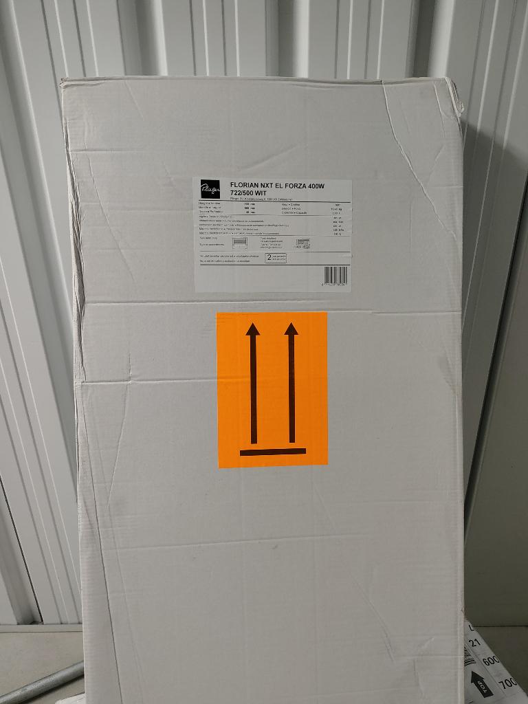 Radiator /  elektrische radiator badkamer / benodigdheden, Ophalen, Radiator, Nieuw, Minder dan 60 cm