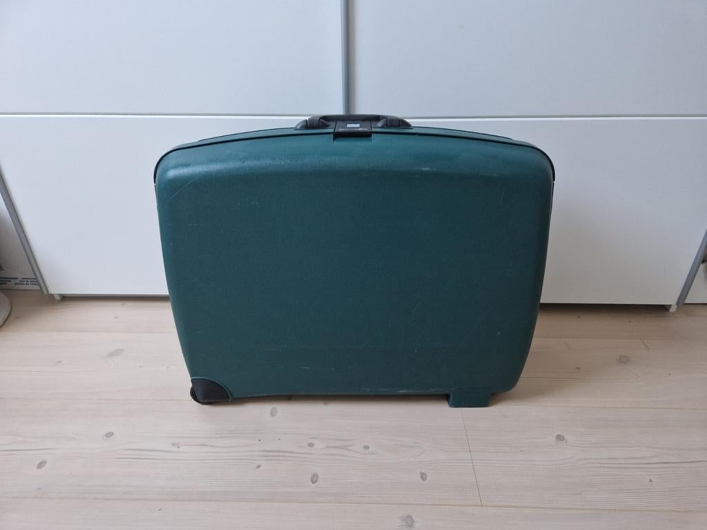 Delsey Harcase Koffer, Ophalen, Gebruikt, Hard kunststof, Wieltjes