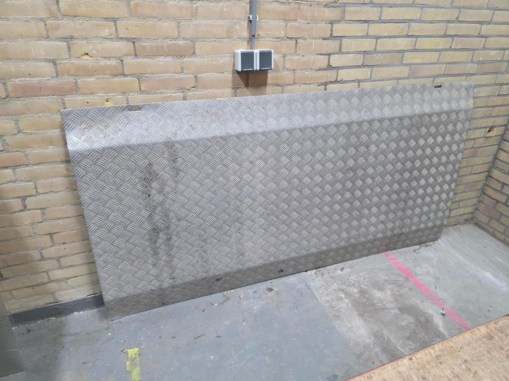Aluminium oprij plaat, Ophalen