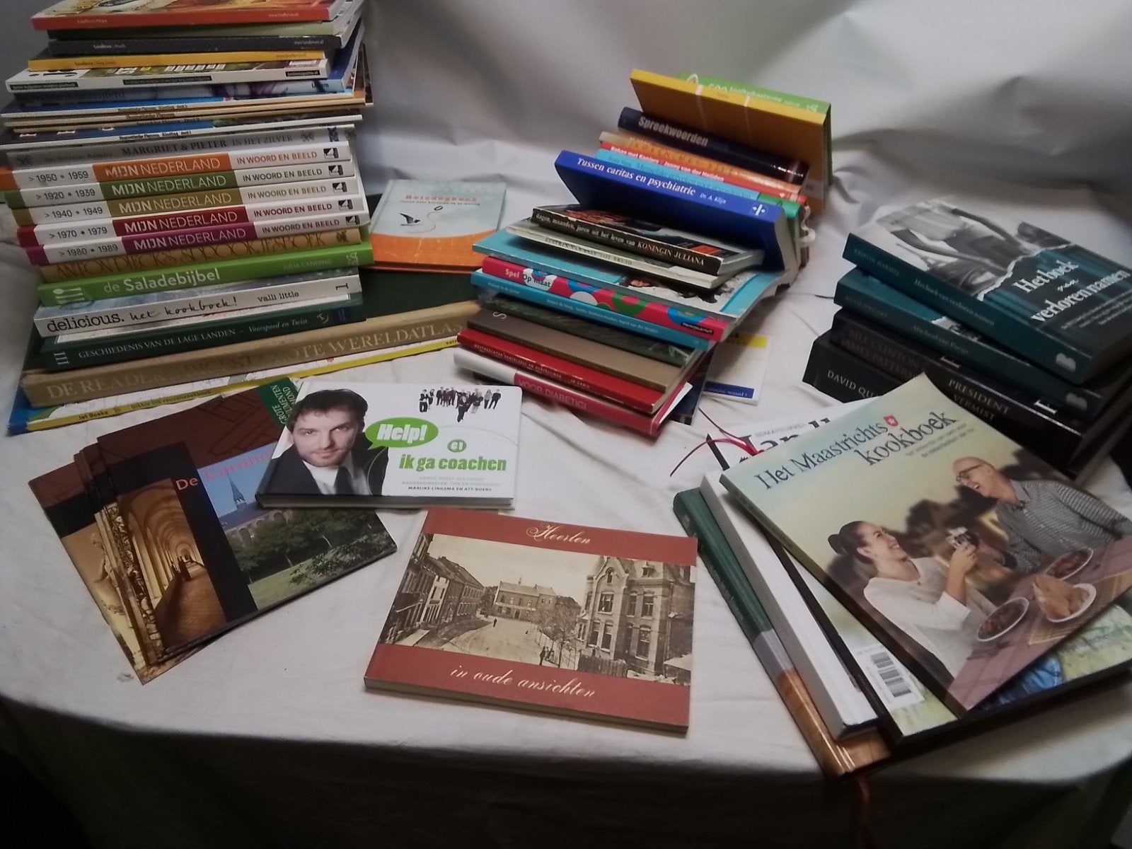 Diverse boeken: kookboeken, geschiedenis, romans, etc., Boeken, Ophalen of Verzenden, Gelezen, Diverse auteurs, Nederland
