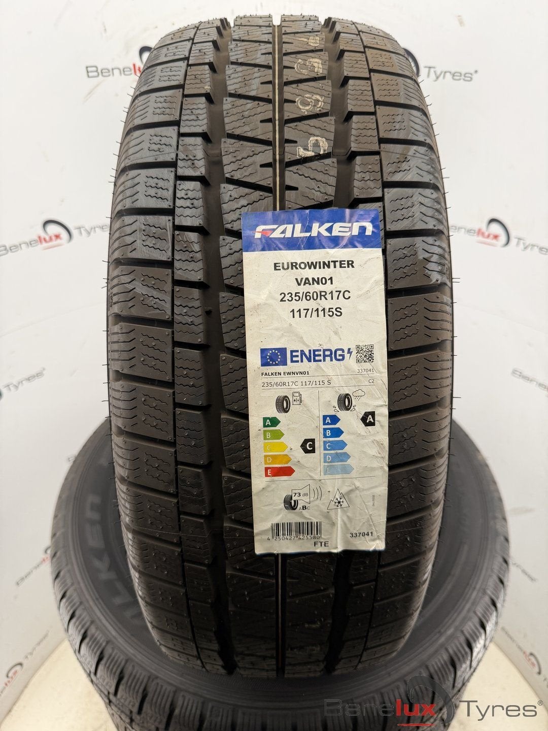 snow 235/60R17c 235/60R17 235/60 R17c R17 235/60/17 2356017, Ophalen, Bestelwagen, -, -
