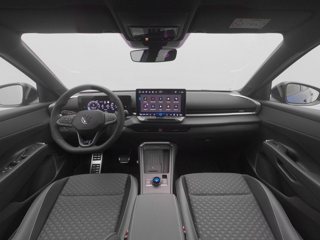 Volkswagen T-Roc R-Line First Edition 1.5 eTSI 150 PK SUV |, Auto's, Volkswagen, 1374 kg, 1498 cc, 4 cilinders, 150 pk