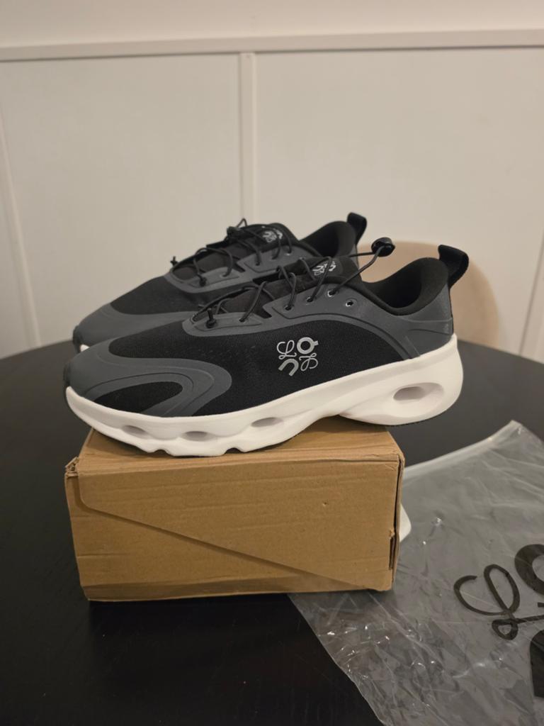 On Running X Loewe - Cloudtilt 42.5, Ophalen of Verzenden, Nieuw, On Running