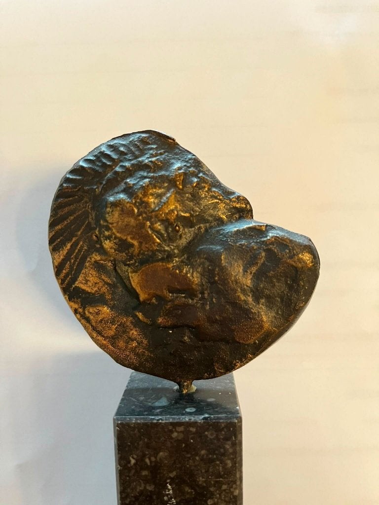 Bronzen beeld – Ruurd Hallema – op hardstenen sokkel – 17 cm, Antiek en Kunst, Ophalen, Brons