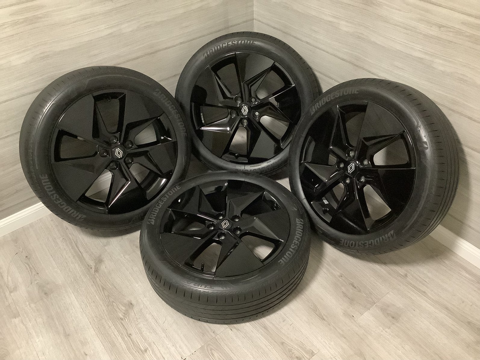 Renault MEGANE E-Tech origineel velgen zomerbanden 19 inch, 19 inch, Banden en Velgen, Nieuw, Ophalen of Verzenden