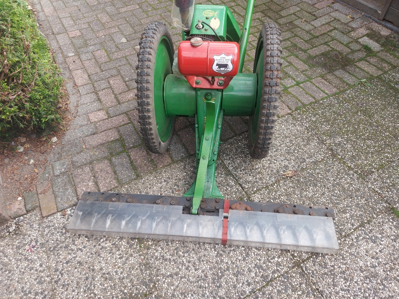 Allen Oxford Messenbalk maaier 130 cm, Ophalen, Gebruikt