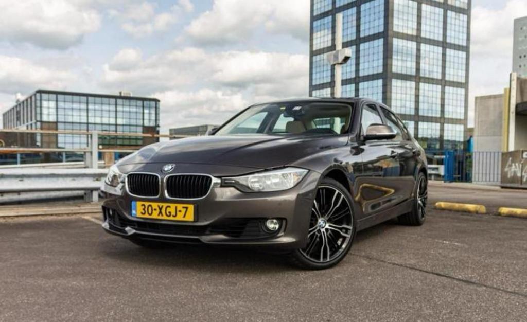 BMW 3-Serie 2.0IX 320 Aut8 (f30) 2012 Automaat Bruin, Auto's, Achterwielaandrijving, 4 cilinders, Bruin, 75 €/maand