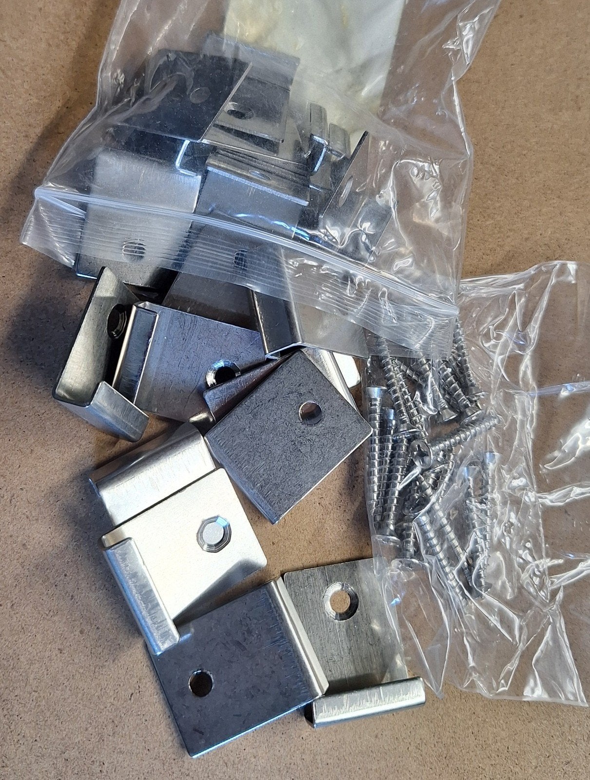 80 RVS Begin/ Eindclips + Schroeven voor Composiet Terras, Ophalen of Verzenden, Nieuw, Rvs