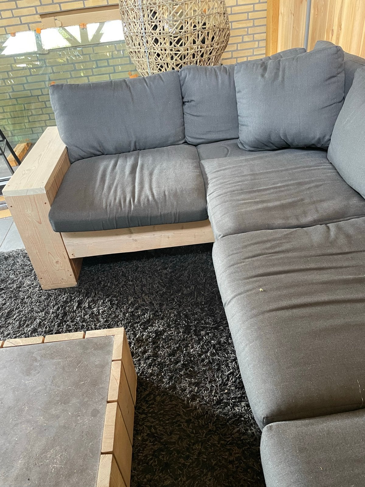Houten loungebank met donkergrijze kussens, Ophalen, Gebruikt, Hout