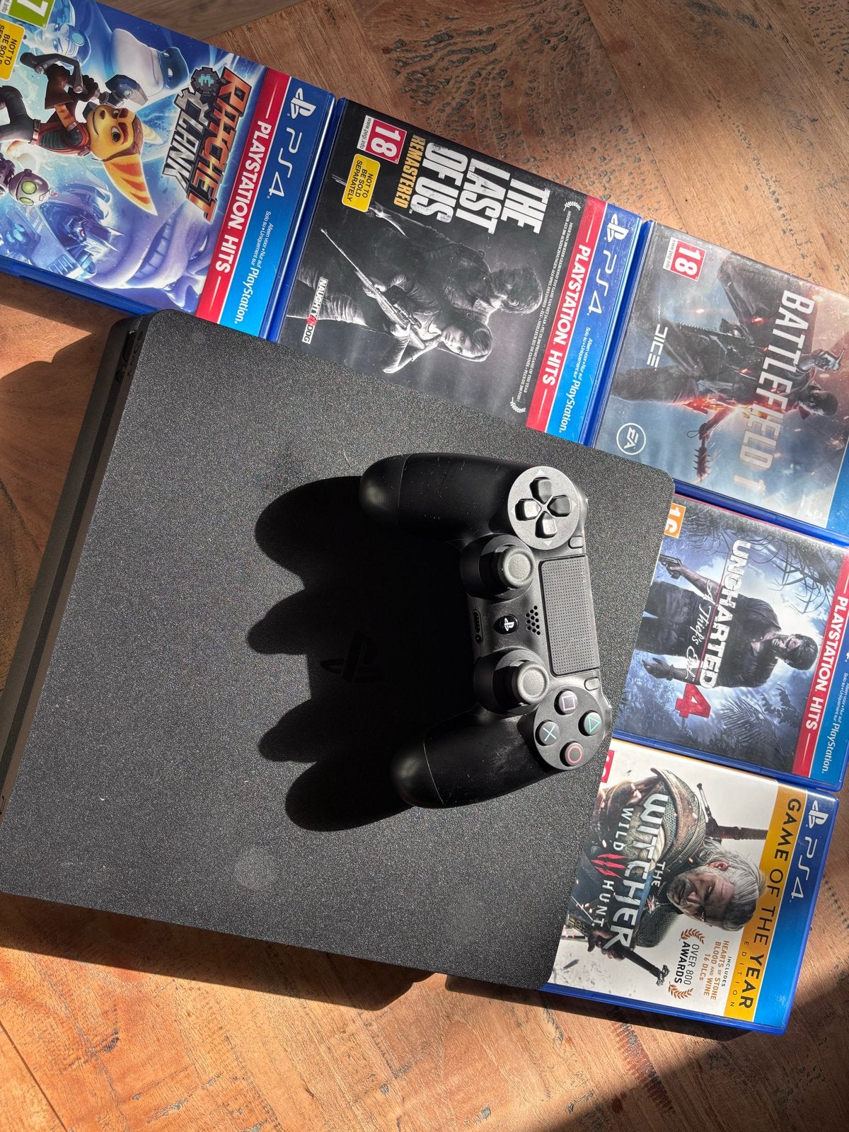 PlayStation 4 Slim met 5 games en stroomkabel, Ophalen, Met 1 controller, Slim, 500 GB