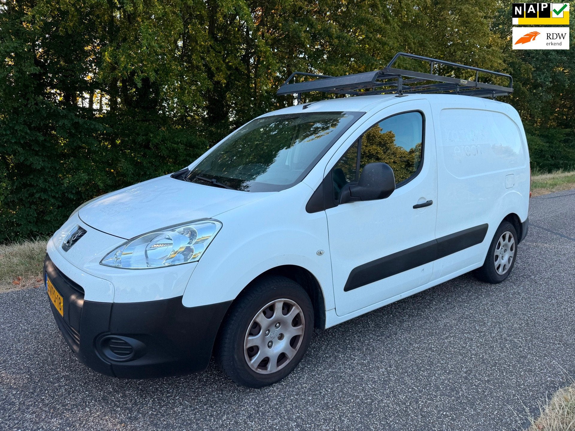 Peugeot Partner 122 1.6 HDI L1 XT Profit +, Auto's, Bestelauto's, Gebruikt, 4 cilinders, Wit, Origineel Nederlands