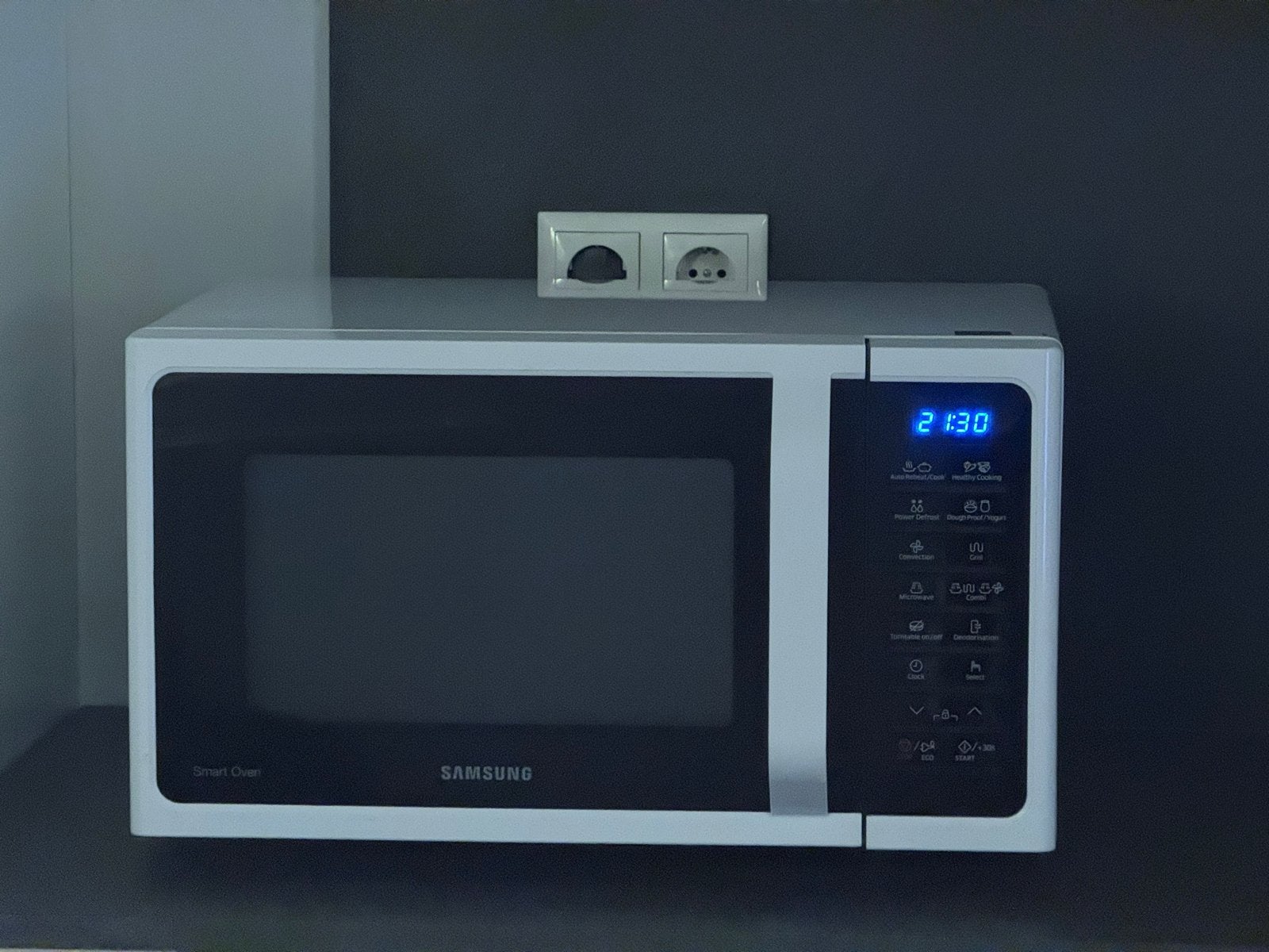 Samsung Smart Oven MC28H5015AW – 28L, Witgoed en Apparatuur, Magnetrons, Zo goed als nieuw, Vrijstaand, Combimagnetron, 45 tot 60 cm