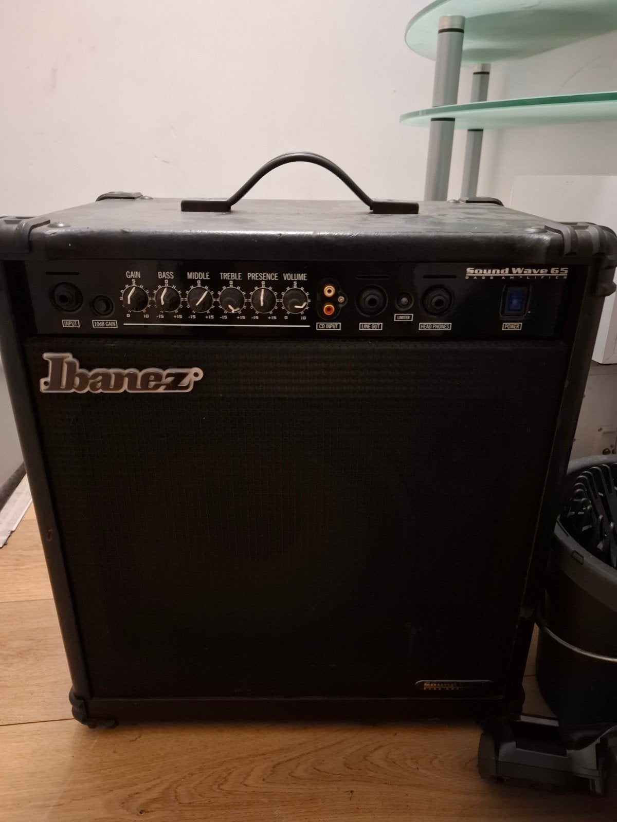 Ibanez sw65 versterker, Muziek en Instrumenten, Ophalen of Verzenden, Gebruikt, Basgitaar, 50 tot 100 watt