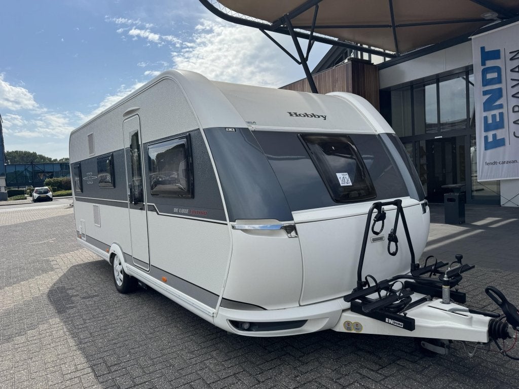 Hobby De Luxe Edition 545 KMF 2018 MOVER + 3M TENT!!!, Caravans en Kamperen, Standaardzit, Schokbreker, Bedrijf, 5 tot 6 meter