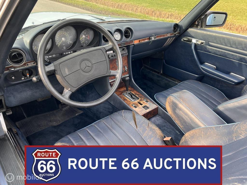 Mercedes-Benz 560 SL | 1987 | Route 66 Auctions, Auto's, Oldtimers, Overige carrosserieën, Zwart, Mercedes-Benz, Bedrijf