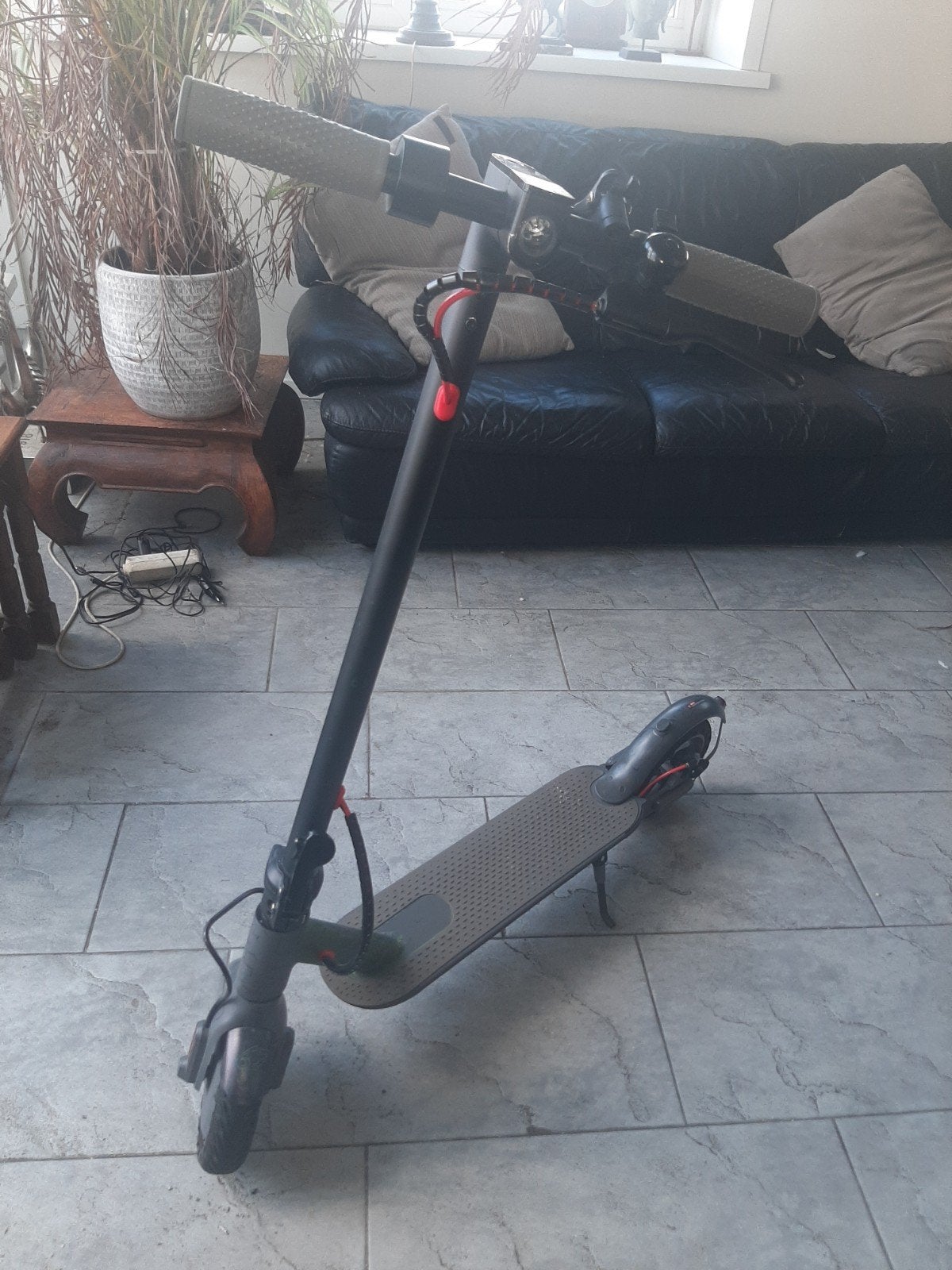 Elektrische step - Zo goed als nieuw, Fietsen en Brommers, Ophalen of Verzenden, Zo goed als nieuw, Elektrische step (E-scooter)