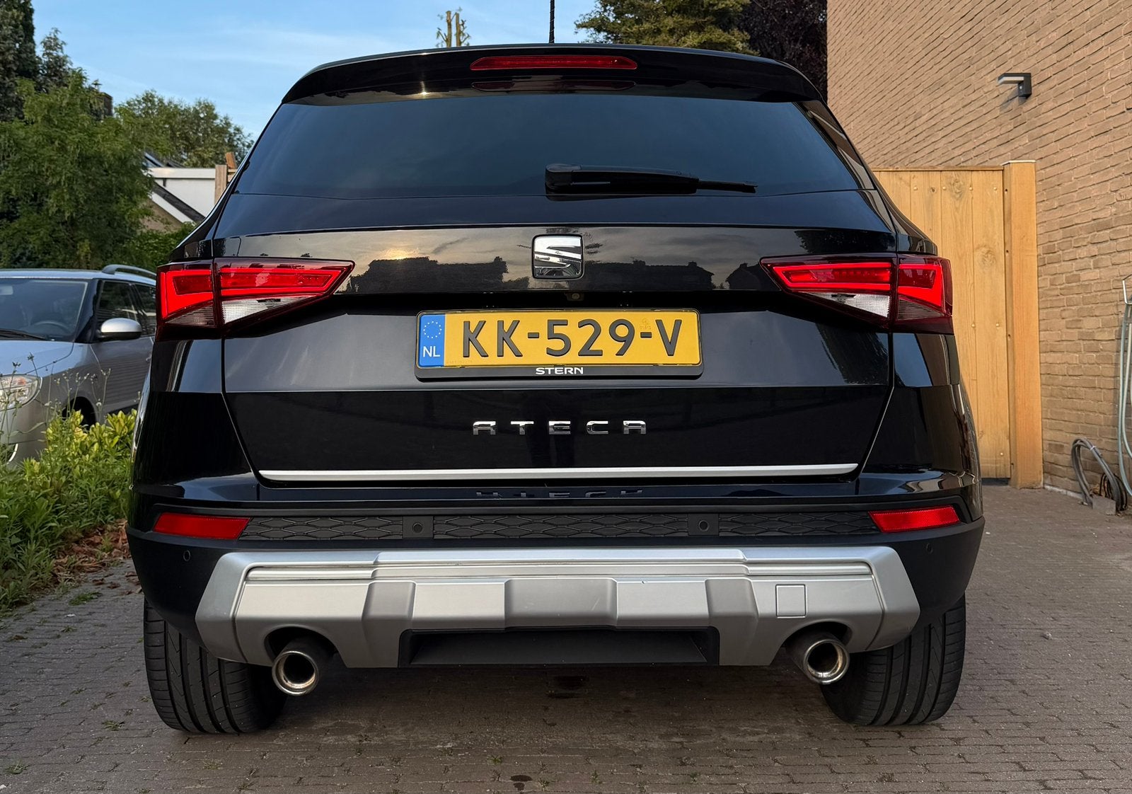 Seat Ateca Style Business - Volleder - trekhaak -  SPORT 19”, Auto's, Seat, Ateca, Zwart, Particulier, 3 cilinders