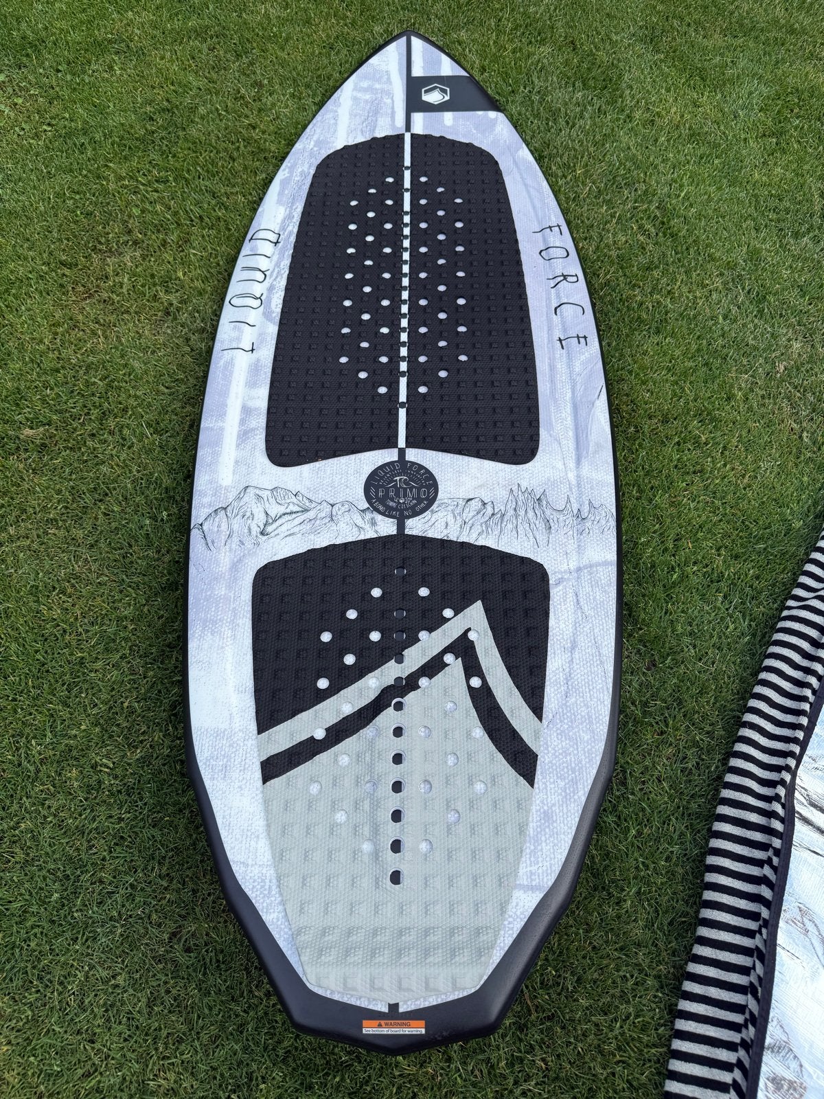 Liquid Force Primo Wakesurf Board - Zo goed als nieuw, Ophalen, Zo goed als nieuw, Overige typen, Met vinnen