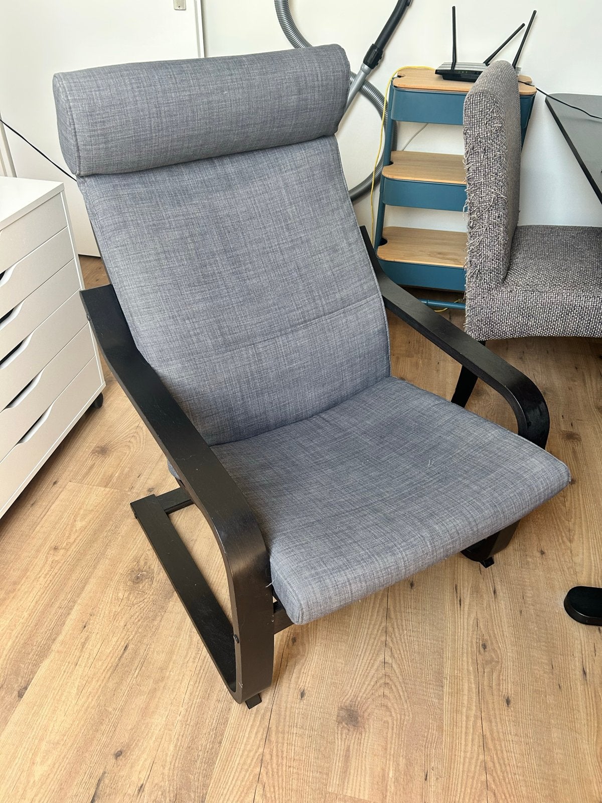 Ikea Poäng Comfortabele grijze fauteuil - Zo goed als nieuw, Huis en Inrichting, Ophalen, Zo goed als nieuw, Hout, Eén