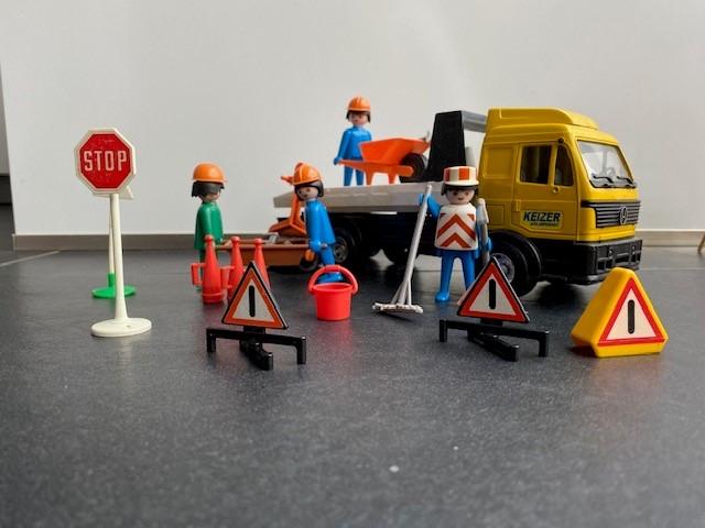 Playmobil Vrachtwagen met Werklieden en Accessoires, Ophalen of Verzenden, Gebruikt, Complete set