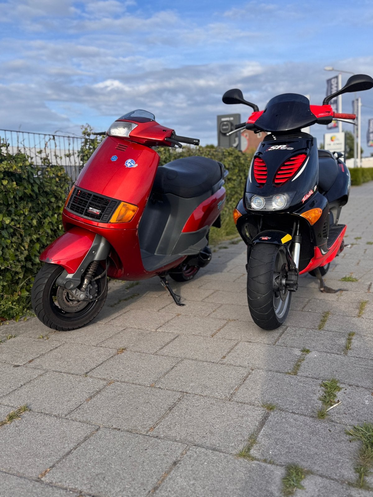 Aprilia SR50 70cc Malossi Sport 110/115 km/u ruilen kan ook, Ophalen, Zo goed als nieuw, Tweetakt, SR 50