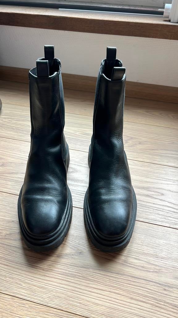 ZARA ENKELLAARSJES ZWART MAAT 42, Kleding | Dames, Schoenen, Ophalen of Verzenden, Zo goed als nieuw, Zwart
