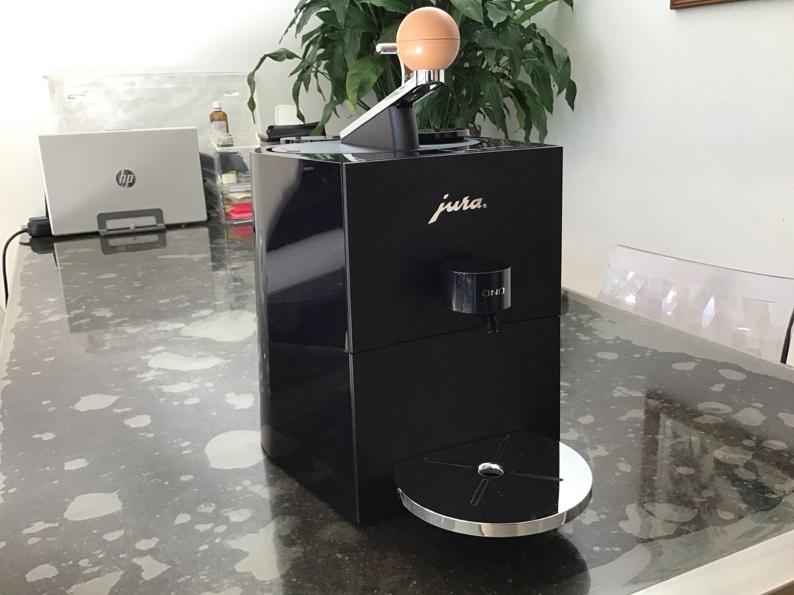 Jura UNO Koffiemachine, Afneembaar waterreservoir, Koffiemachine, Zo goed als nieuw, 2 tot 4 kopjes