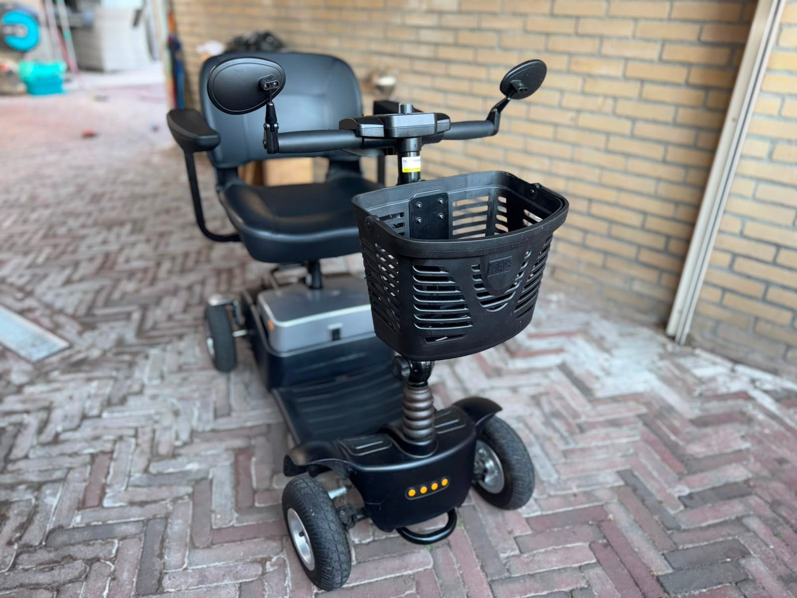 Vivo demontabele scootmobiel, Diversen, Brommobielen en Scootmobielen, 10 km/u of minder, 16 t/m 25 km, Zo goed als nieuw, Ophalen