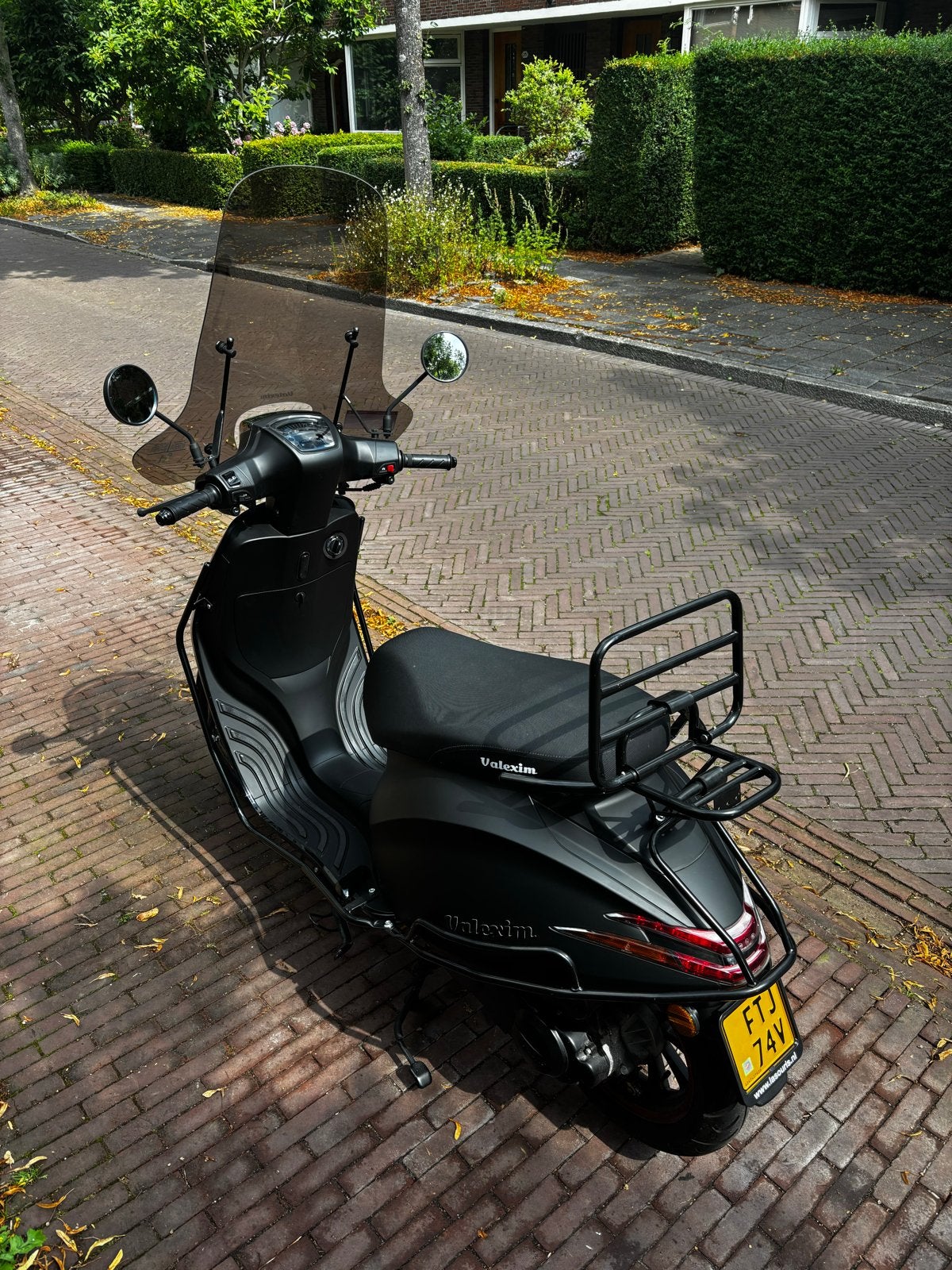 Valexim Scooter - Zo goed als nieuw, lage kilometerstand, Fietsen en Brommers, Snorfietsen en Snorscooters, Ophalen, Zo goed als nieuw