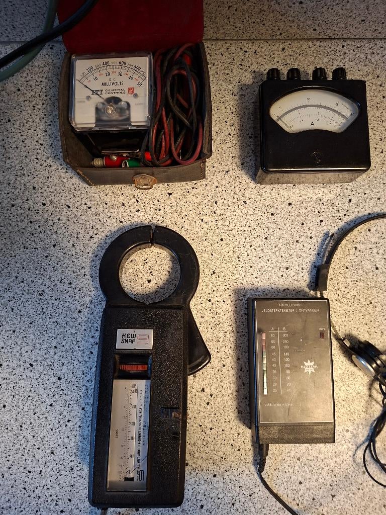 Vintage meetapparatuur voor de liefhebber, 4 stuks., Ophalen of Verzenden, Gebruikt, Elektriciteit