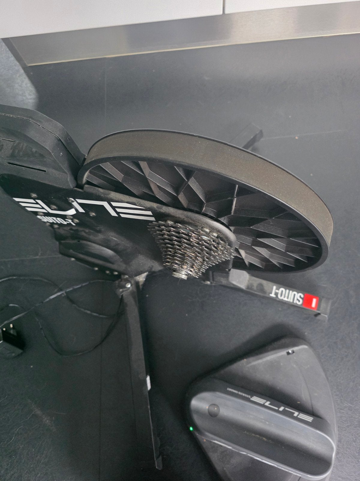 Elite Suito-T fietstrainer met Sterzo Smart, Sport en Fitness, Ophalen of Verzenden, Zo goed als nieuw, Overige typen