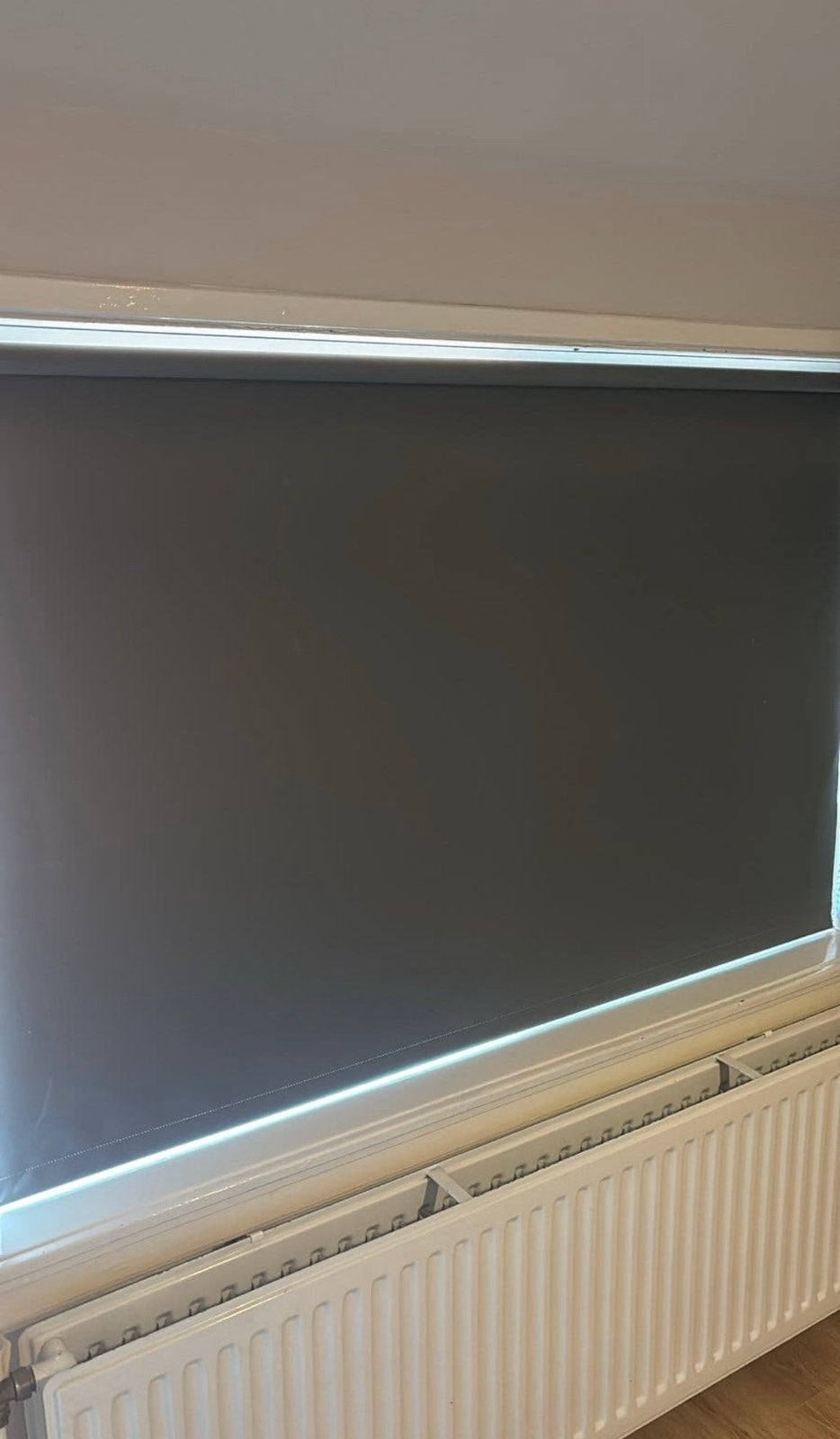 Grijs verduisterend rolgordijn mer koord, Ophalen, Gebruikt, Verduisterend, 145 cm