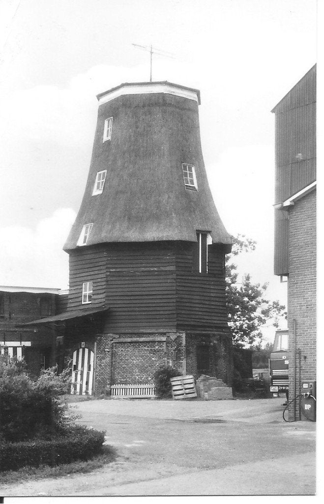 Korenmolen "De Korenaar" Giekerk - Oude Ansichtkaart, Ophalen of Verzenden, 1960 tot 1980, Gelopen, Friesland
