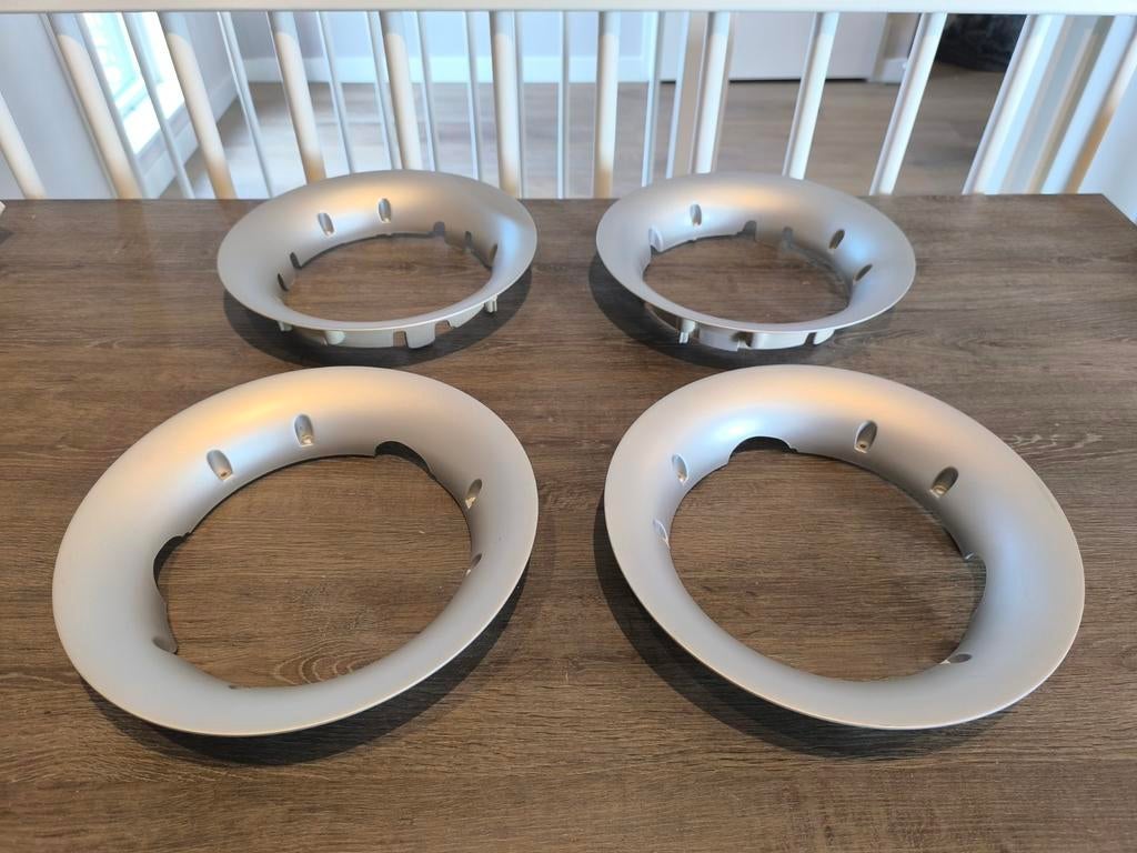 NIEUW NOS Malaguti Firefox F15 Wielkappen Wieldoppen Zilver, Fietsen en Brommers, Ophalen of Verzenden, Nieuw