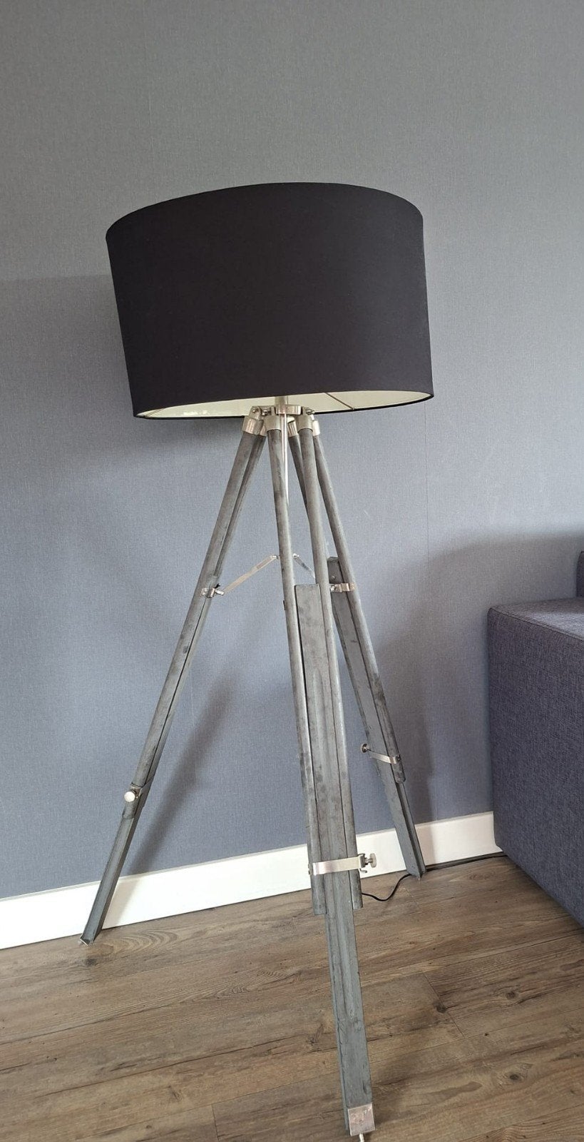 Driepoot lamp, Ophalen, Minder dan 100 cm