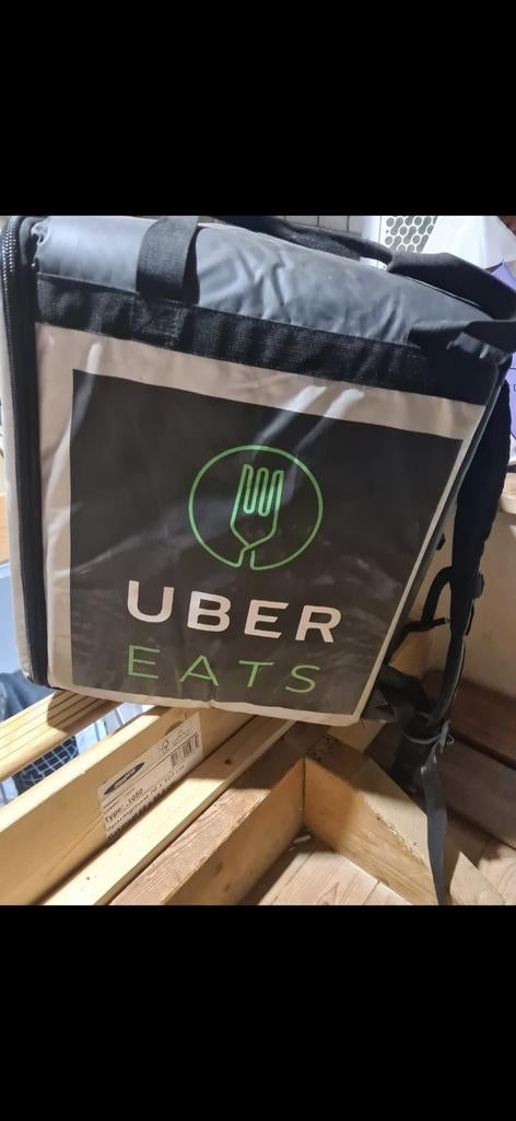 Uber Eats bezorgtas - Zo goed als nieuw, 40 cm of meer, Ophalen of Verzenden, Zo goed als nieuw, Waterdicht